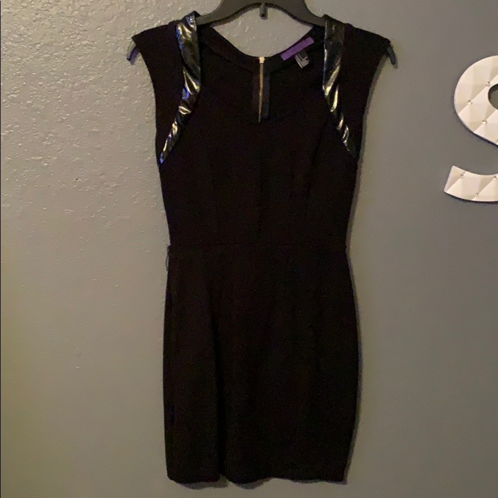 Slim Black Dress